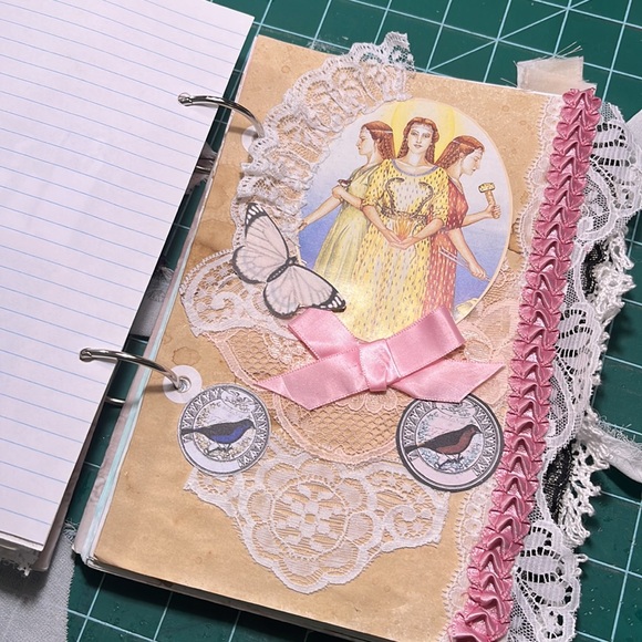 Eclectic Junk Journal - Picture 11 of 14